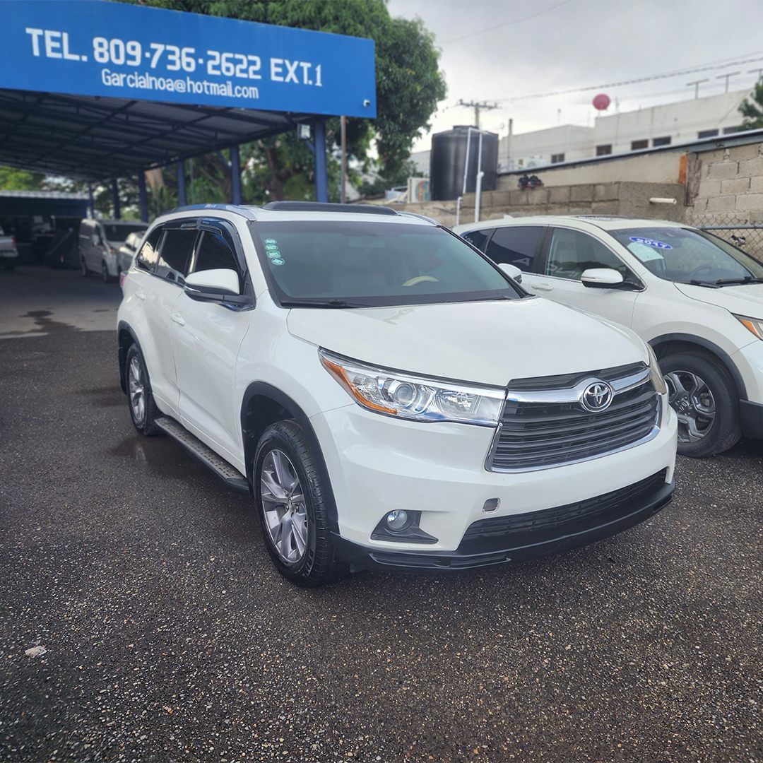 Toyota Highlander XLE 2015